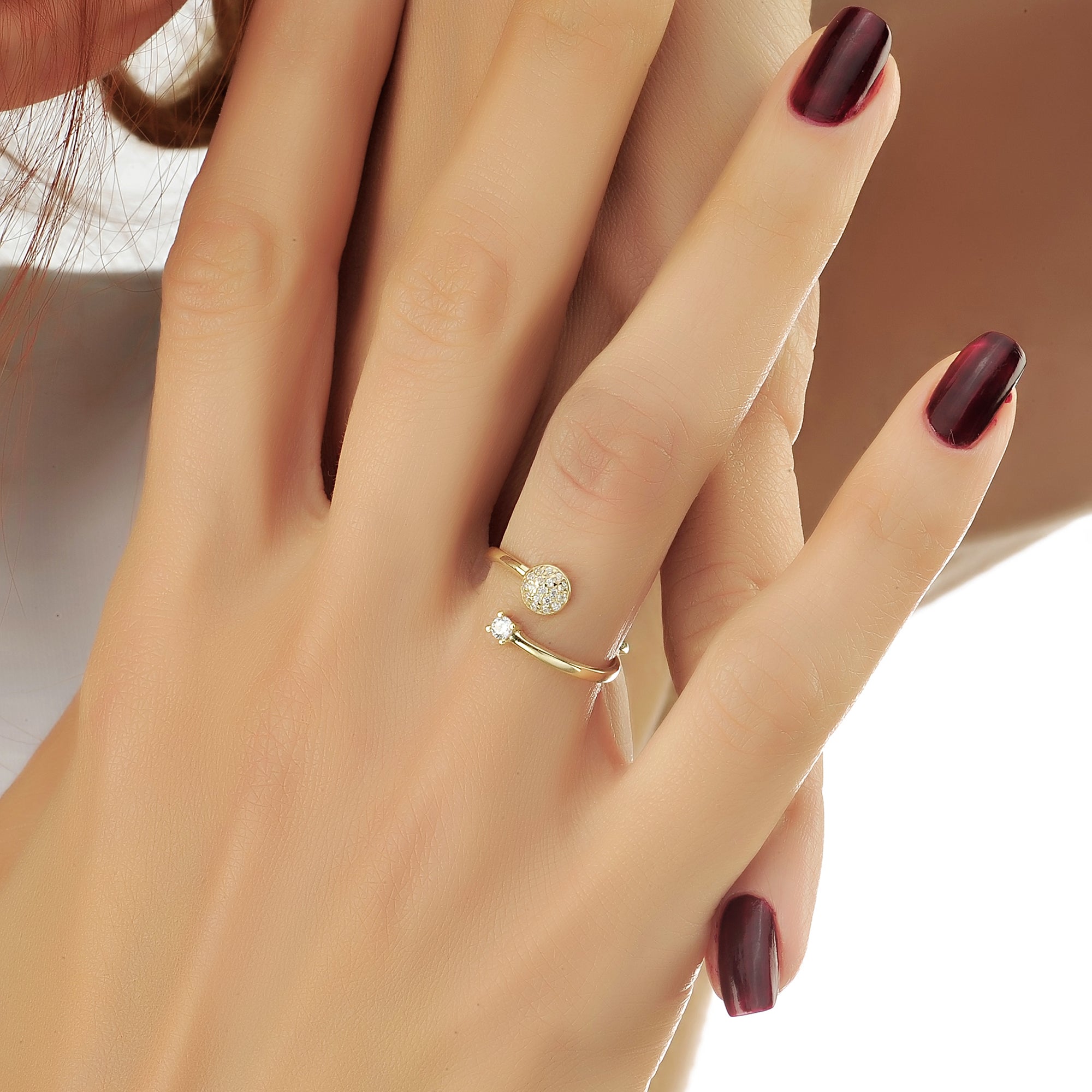 Minimalist Ball Shaped Cluster Round Diamond Ring